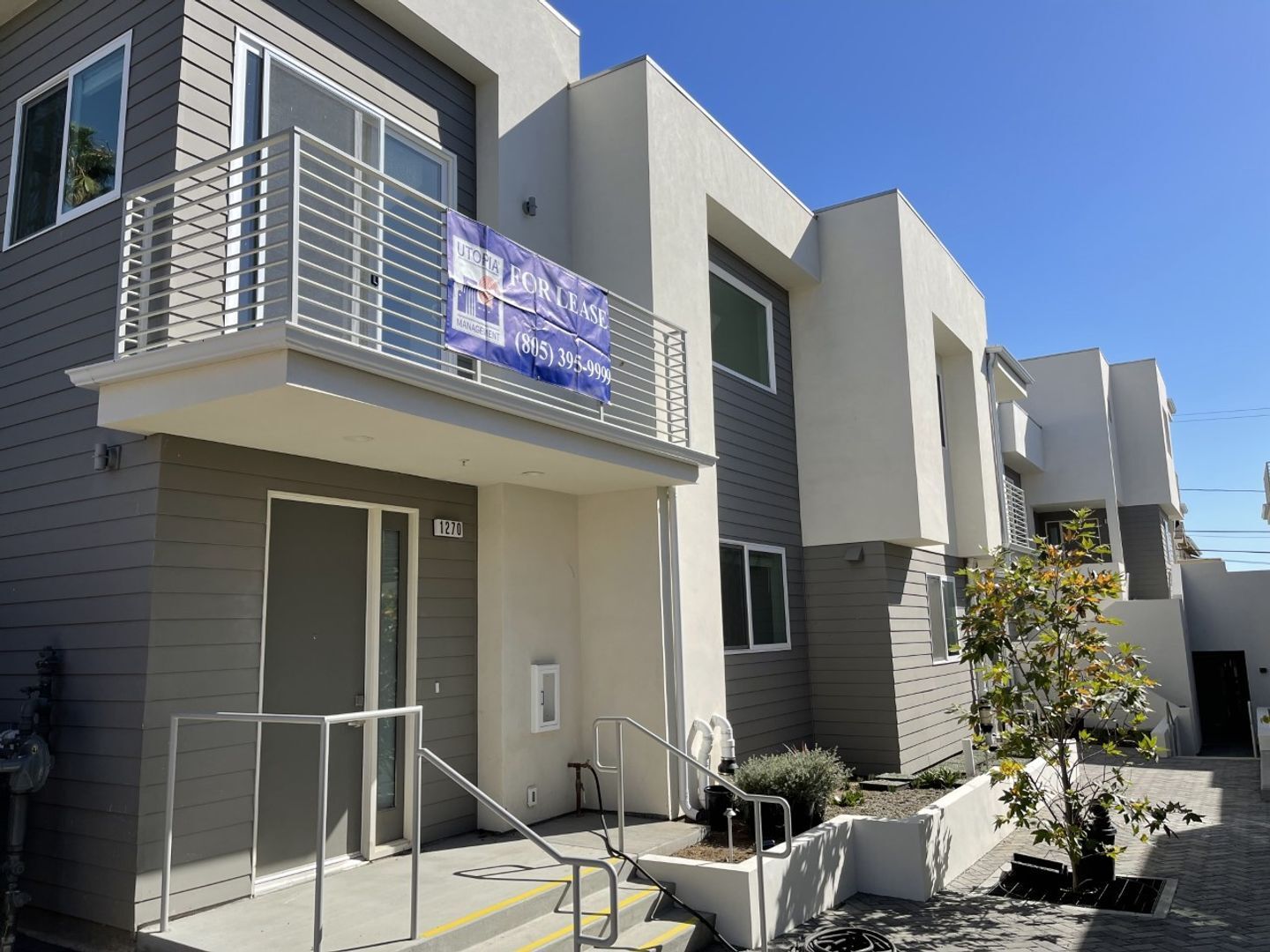 1258 East Santa Clara St   Unit 1258 - Ventura - California - 2 bed, 2.5 bath rental property