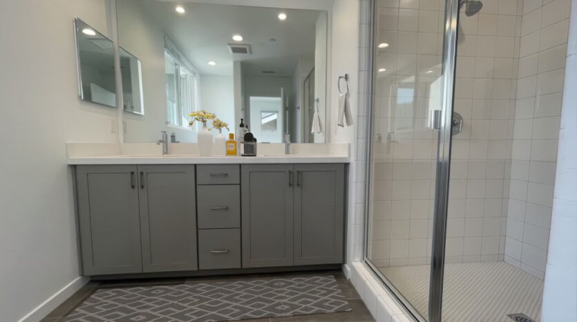 1258 East Santa Clara St   Unit 1258 - Ventura - California - 2 bed, 2.5 bath rental property