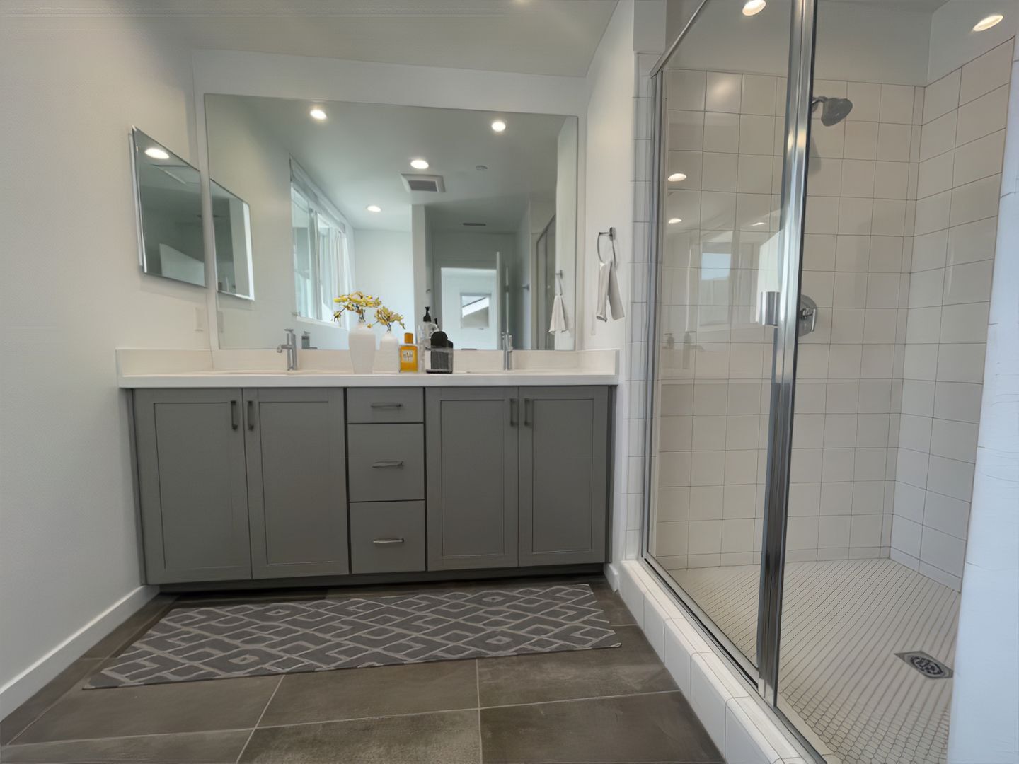 1258 East Santa Clara St   Unit 1258 - Ventura - California - 2 bed, 2.5 bath rental property