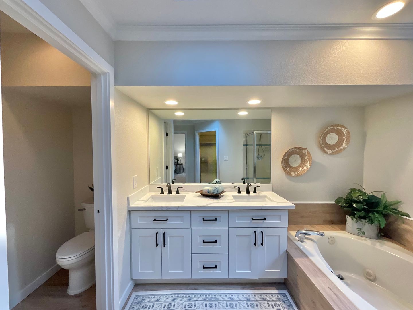 12724 37th Ave SE - Everett - Washington - 3 bed, 2.5 bath rental property