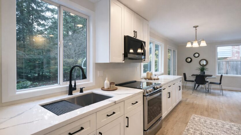 12724 37th Ave SE - Everett - Washington - 3 bed, 2.5 bath rental property