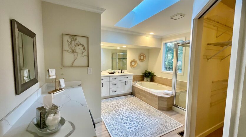 12724 37th Ave SE - Everett - Washington - 3 bed, 2.5 bath rental property