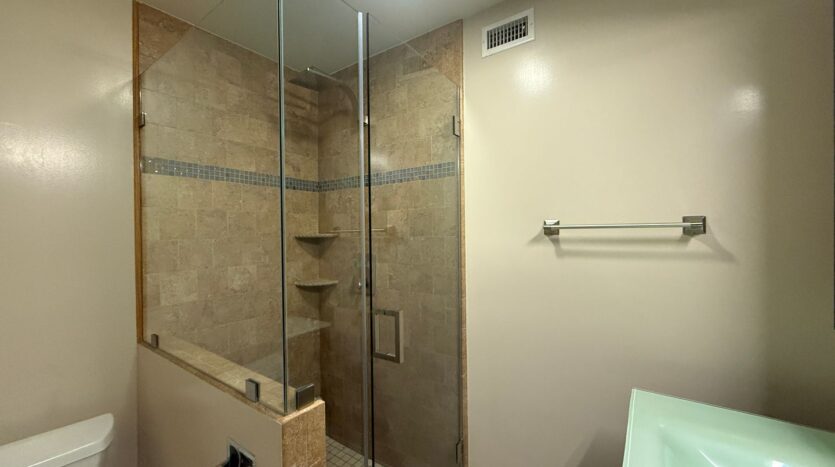 12830 Burbank Blvd Unit 322 - Los Angeles - California - 2 bed, 2 bath rental property