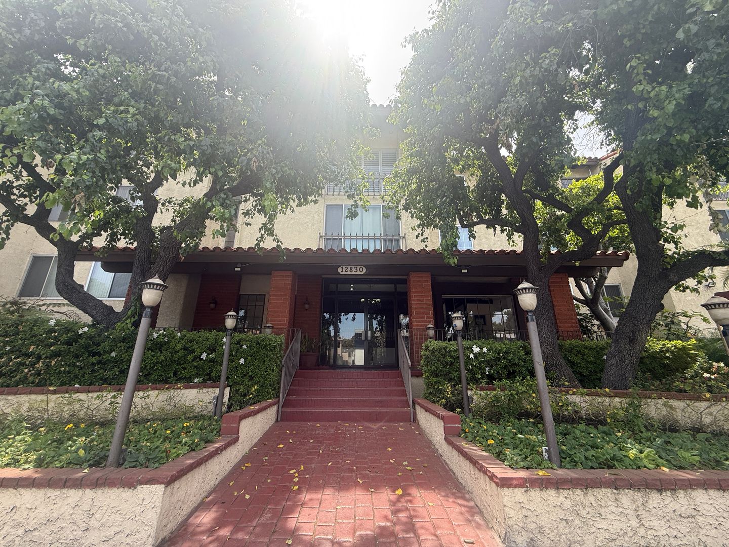 12830 Burbank Blvd Unit 322 - Los Angeles - California - 2 bed, 2 bath rental property