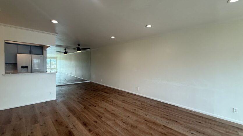12830 Burbank Blvd Unit 322 - Los Angeles - California - 2 bed, 2 bath rental property