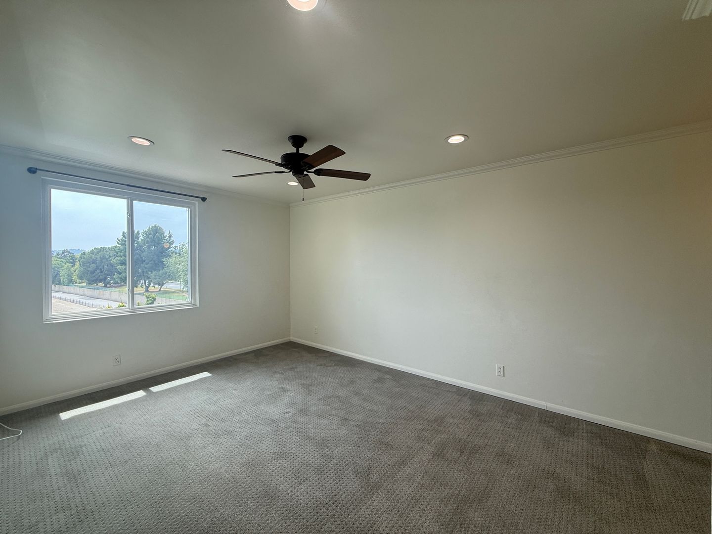 12830 Burbank Blvd Unit 322 - Los Angeles - California - 2 bed, 2 bath rental property