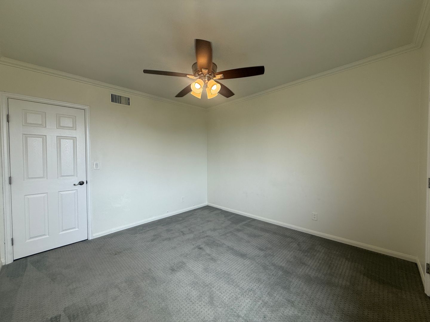 12830 Burbank Blvd Unit 322 - Los Angeles - California - 2 bed, 2 bath rental property