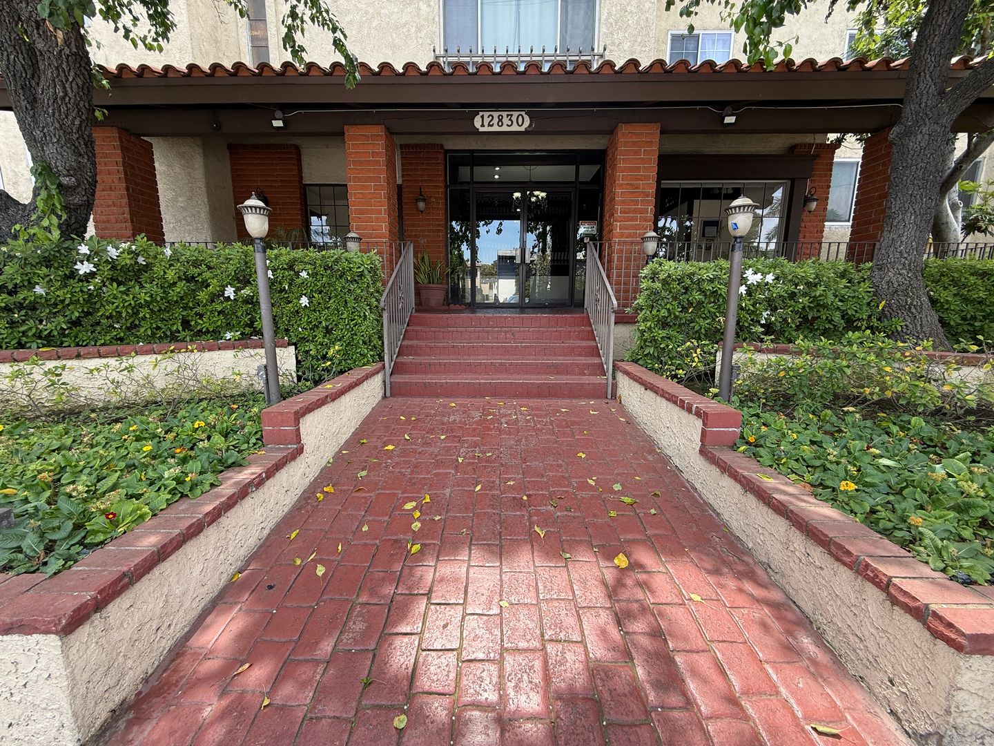 12830 Burbank Blvd Unit 322 - Los Angeles - California - 2 bed, 2 bath rental property
