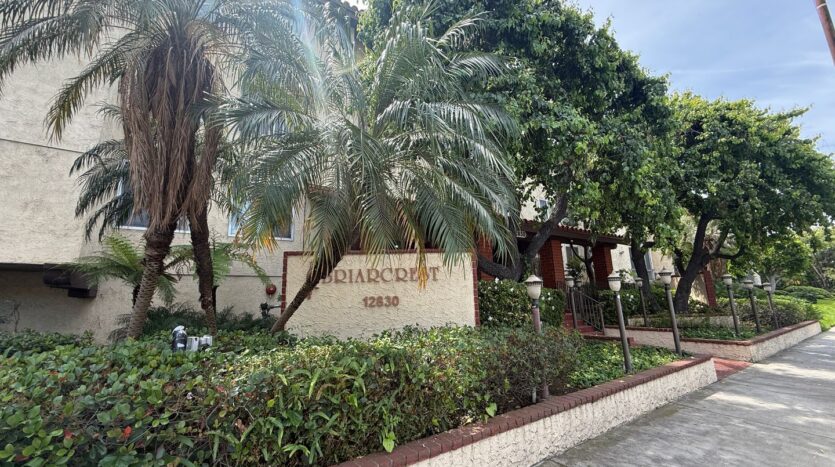 12830 Burbank Blvd Unit 322 - Los Angeles - California - 2 bed, 2 bath rental property