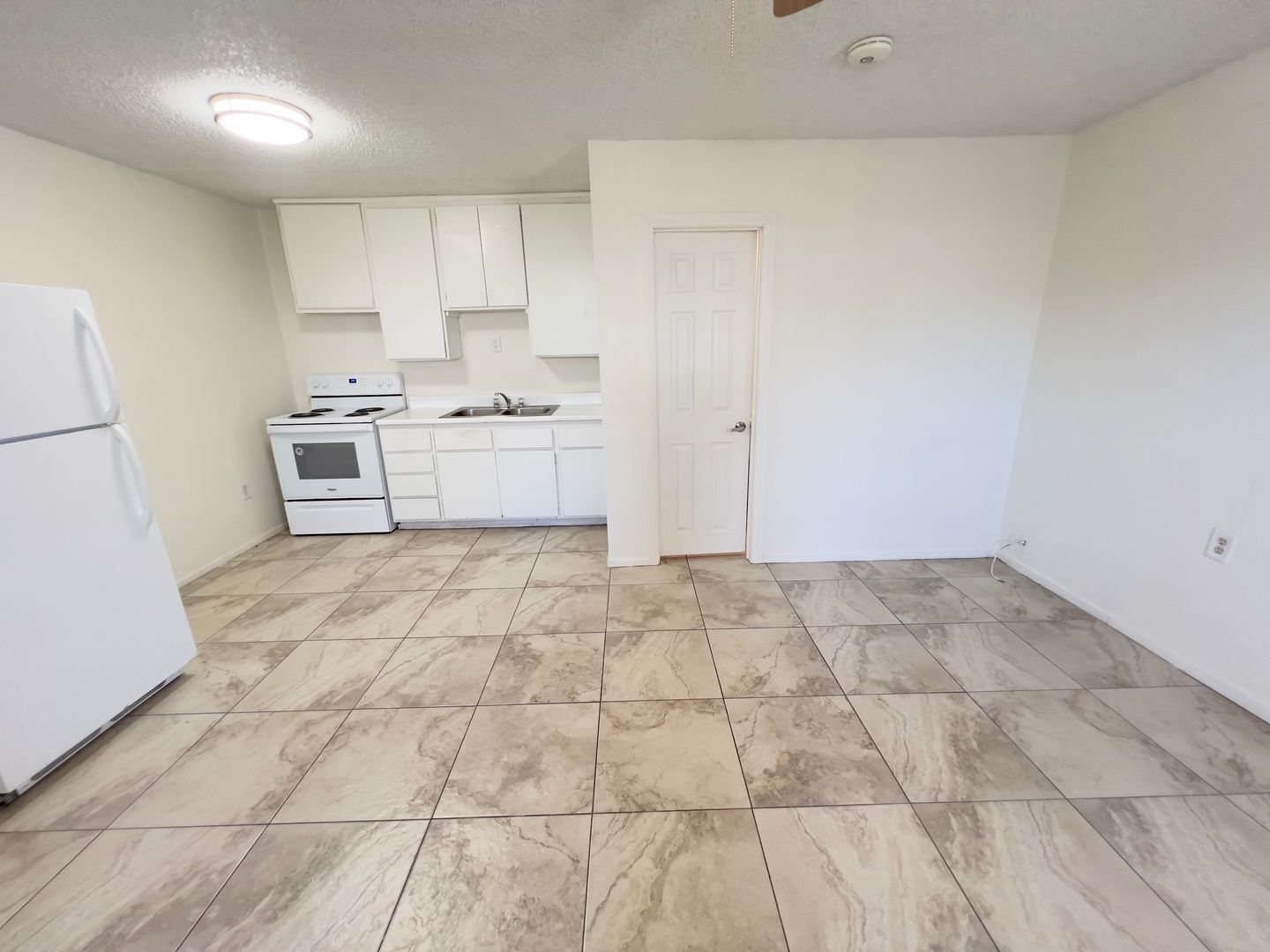 130 Metropolitan Dr # B - Henderson - Nevada - 1 bed, 1 bath rental property