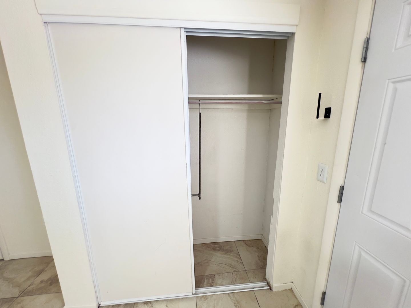 130 Metropolitan Dr # B - Henderson - Nevada - 1 bed, 1 bath rental property