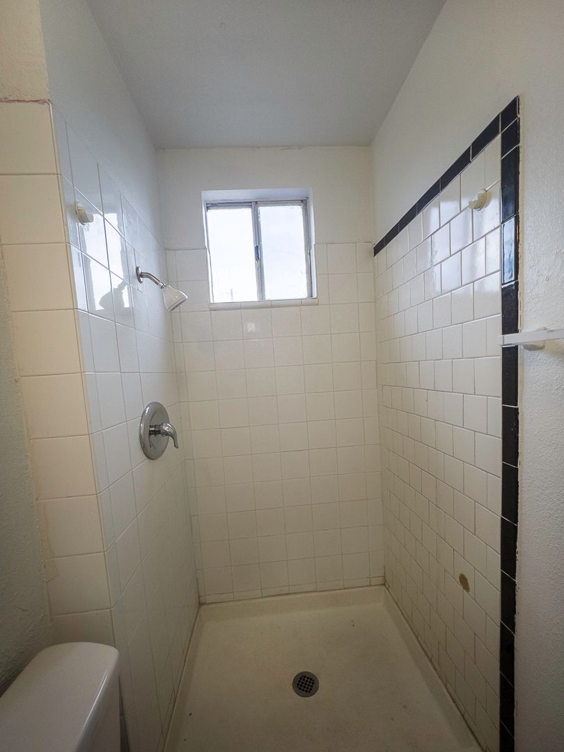 130 Metropolitan Dr # B - Henderson - Nevada - 1 bed, 1 bath rental property