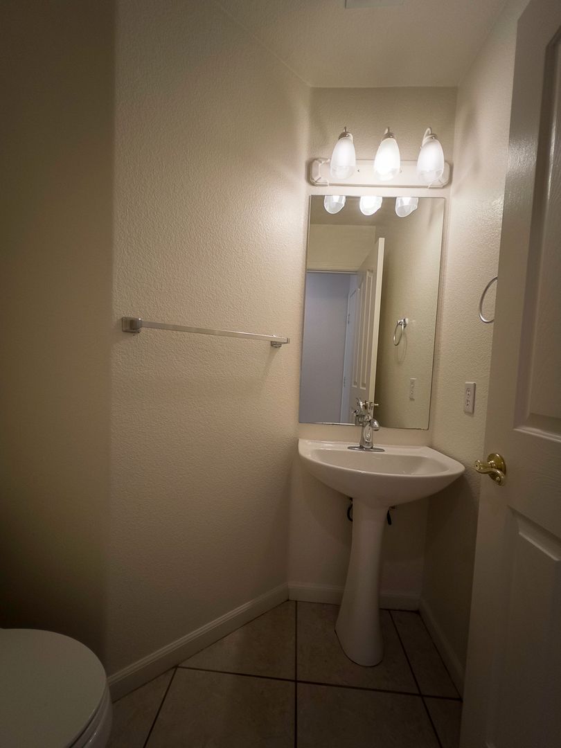 130 Metropolitan Dr # B - Henderson - Nevada - 1 bed, 1 bath rental property