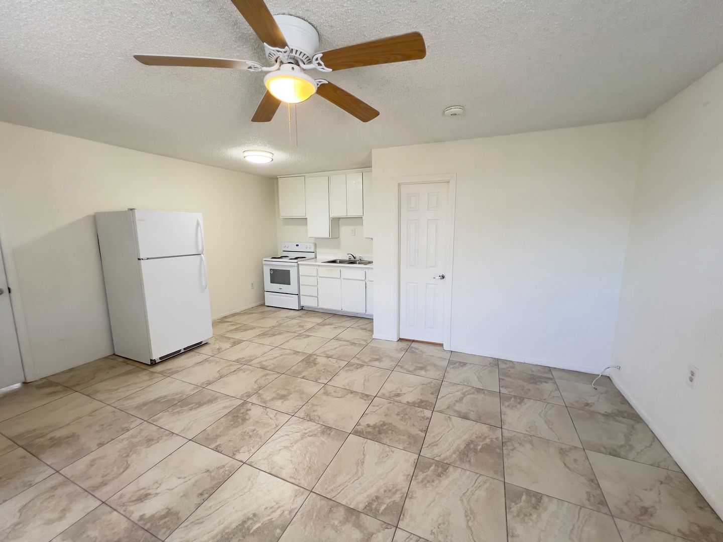 130 Metropolitan Dr # B - Henderson - Nevada - 1 bed, 1 bath rental property