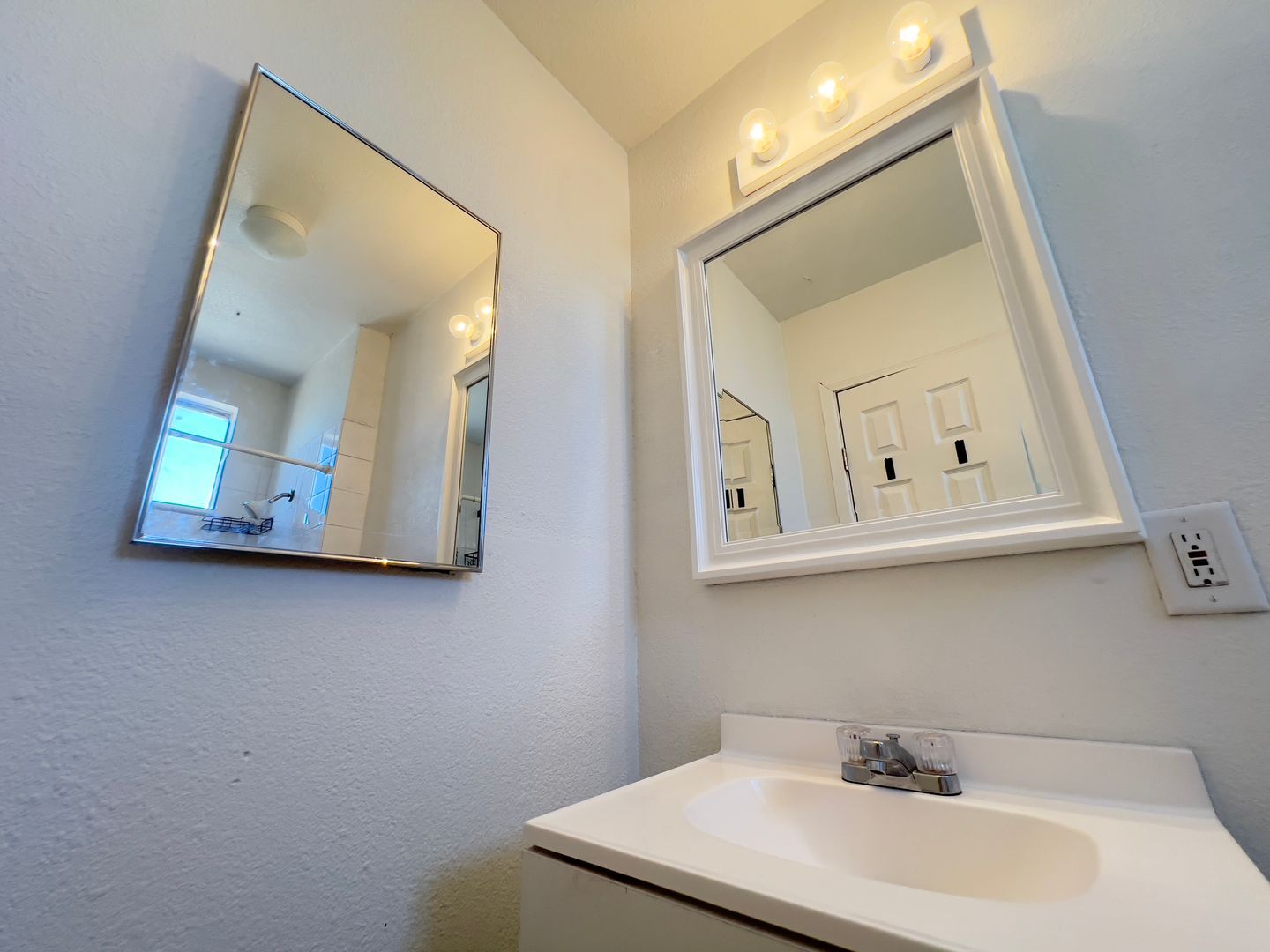 130 Metropolitan Dr # B - Henderson - Nevada - 1 bed, 1 bath rental property
