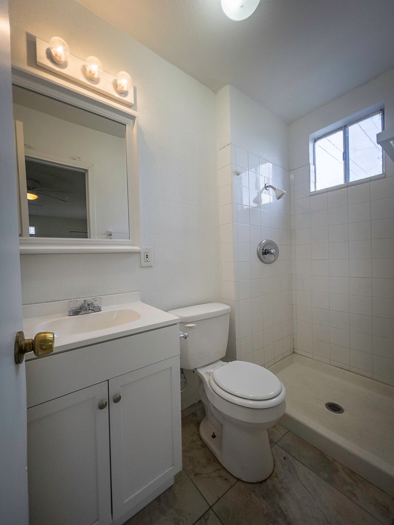 130 Metropolitan Dr # B - Henderson - Nevada - 1 bed, 1 bath rental property