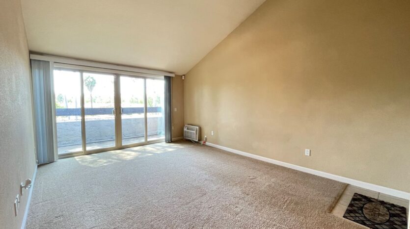 1350 N. Escondido Blvd., #42 - Escondido - California - 1 bed, 1 bath rental property