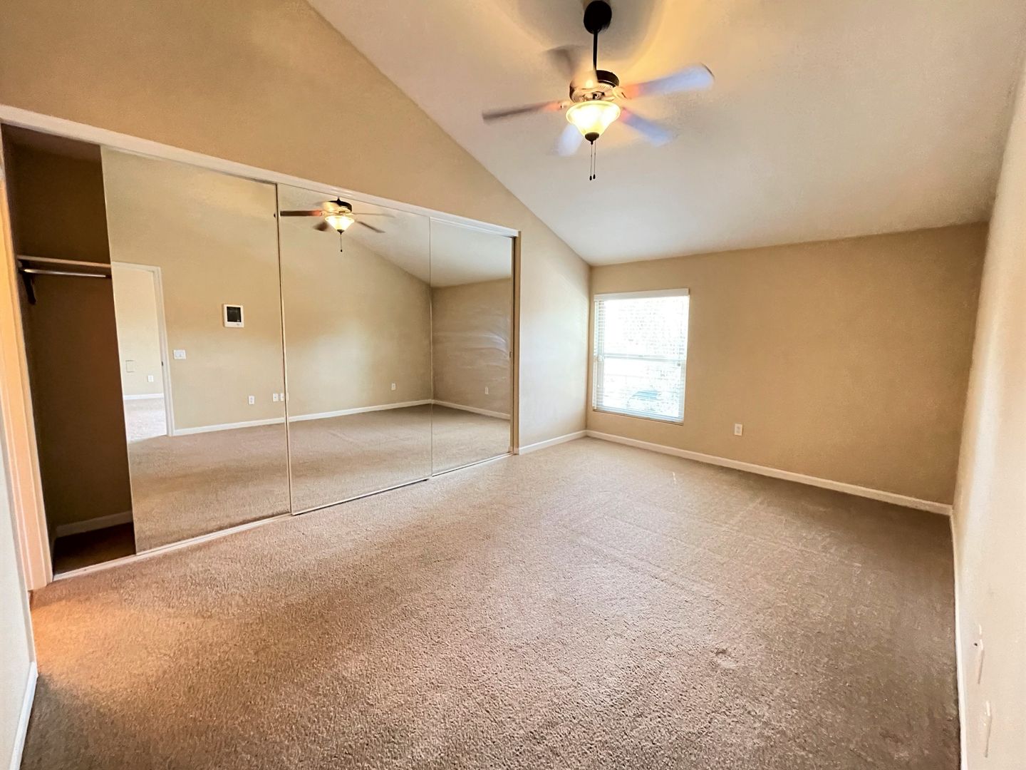 1350 N. Escondido Blvd., #42 - Escondido - California - 1 bed, 1 bath rental property