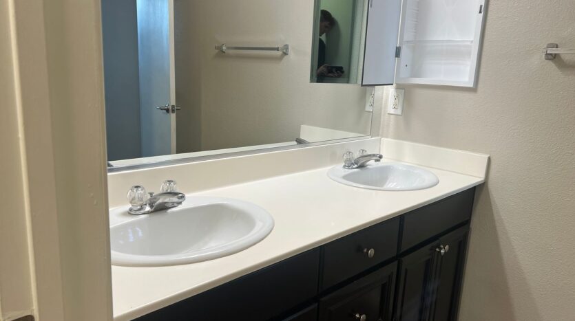 1355 Nicolette Ave. #1323 - Chula Vista - California - 2 bed, 2 bath rental property