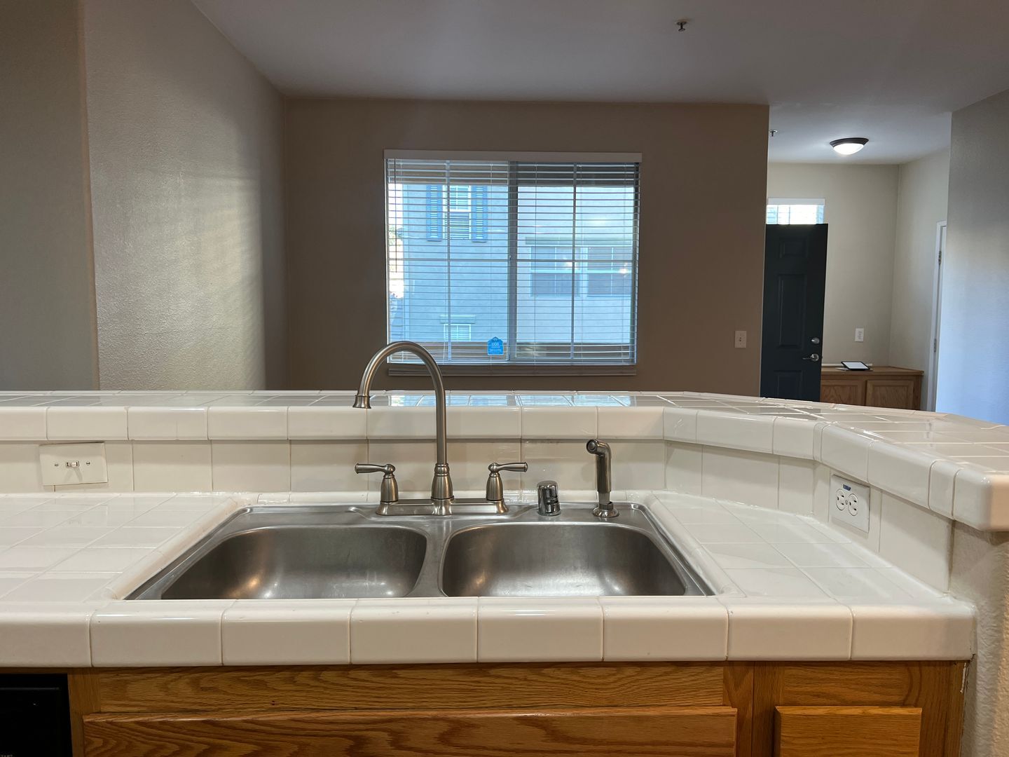 1355 Nicolette Ave. #1323 - Chula Vista - California - 2 bed, 2 bath rental property