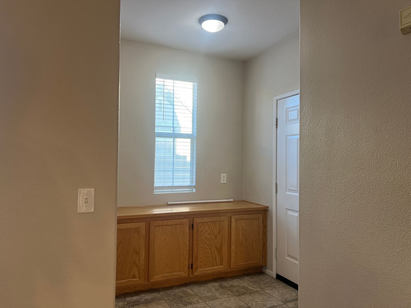 1355 Nicolette Ave. #1323 - Chula Vista - California - 2 bed, 2 bath rental property