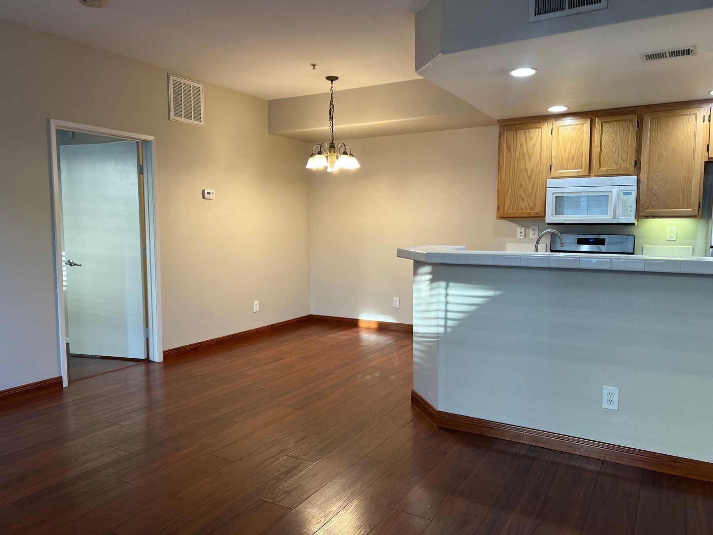 1355 Nicolette Ave. #1323 - Chula Vista - California - 2 bed, 2 bath rental property