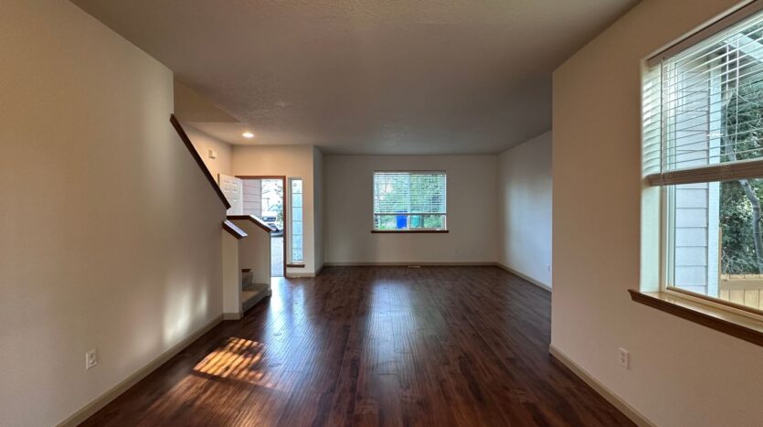 13726 SE Reedway Street - Portland - Oregon - 3 bed, 2.5 bath rental property