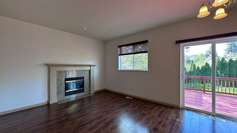 13726 SE Reedway Street - Portland - Oregon - 3 bed, 2.5 bath rental property