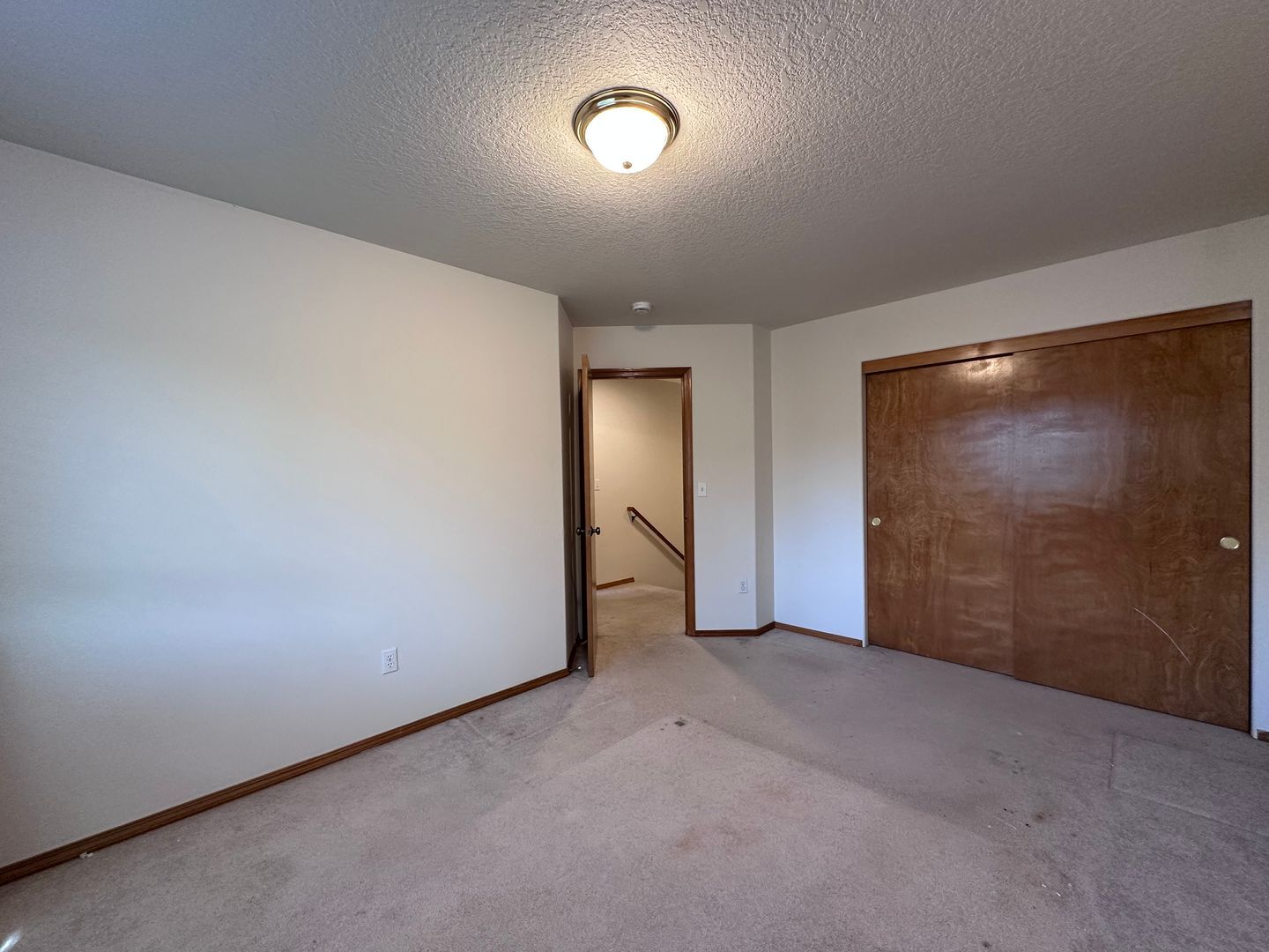 13726 SE Reedway Street - Portland - Oregon - 3 bed, 2.5 bath rental property