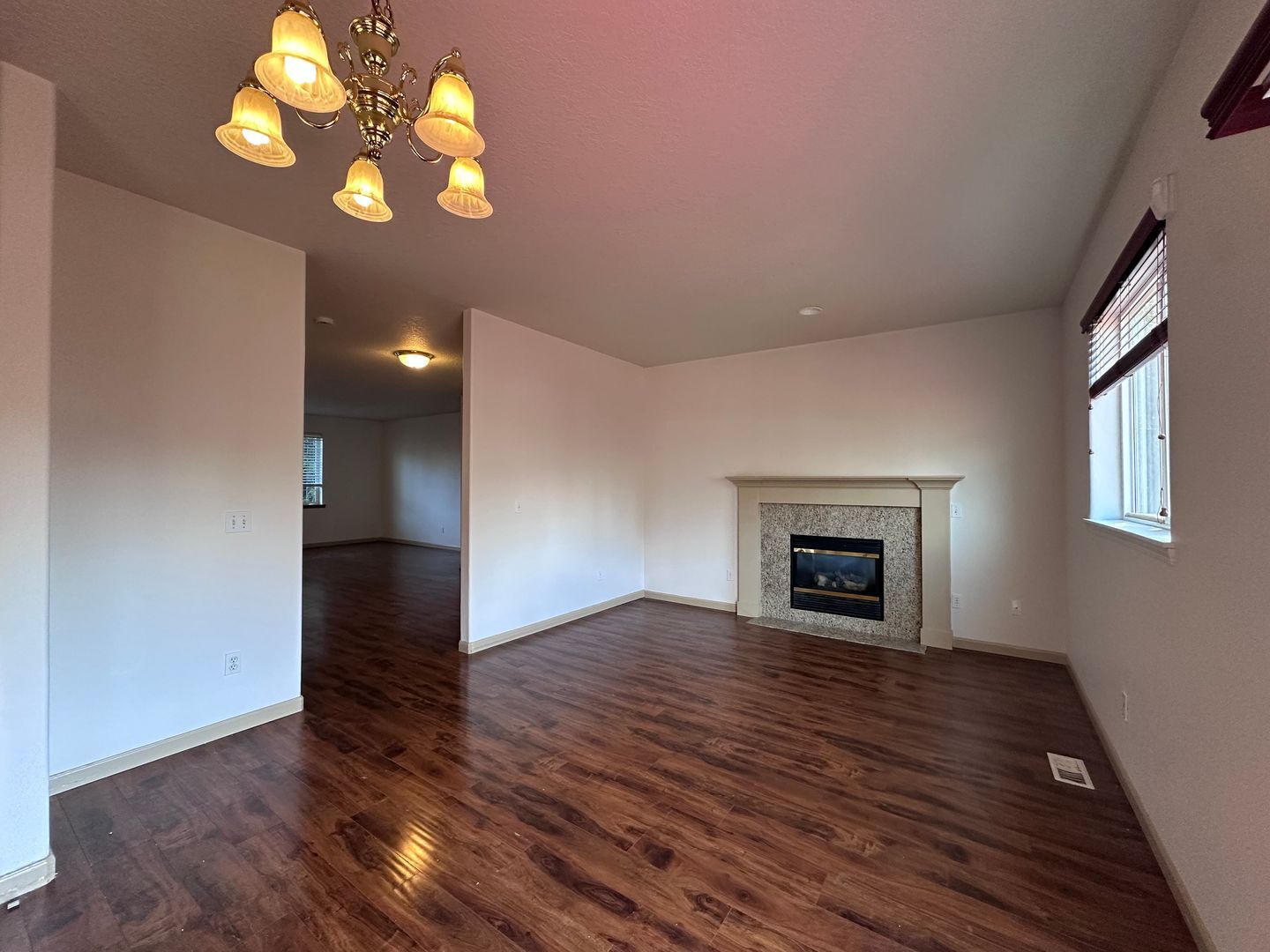 13726 SE Reedway Street - Portland - Oregon - 3 bed, 2.5 bath rental property