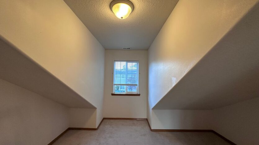 13726 SE Reedway Street - Portland - Oregon - 3 bed, 2.5 bath rental property