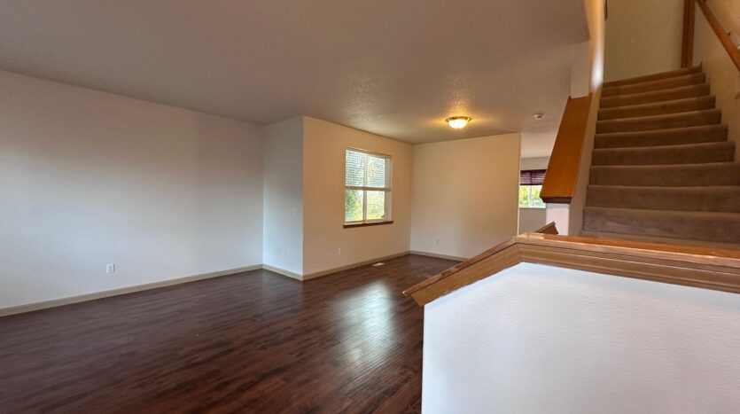 13726 SE Reedway Street - Portland - Oregon - 3 bed, 2.5 bath rental property