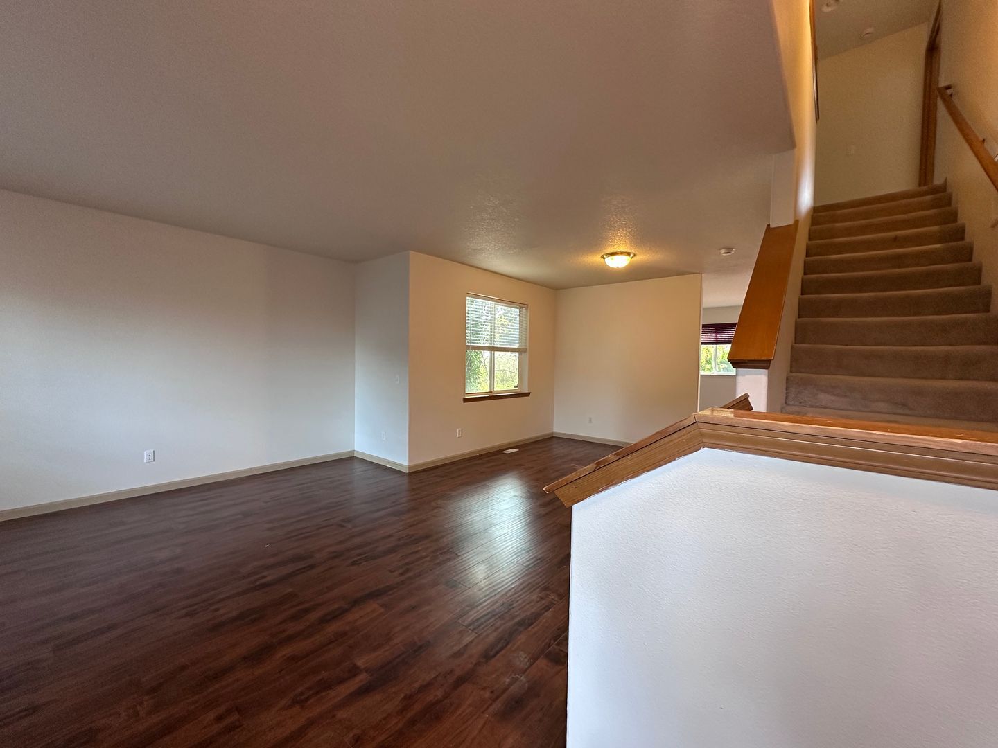 13726 SE Reedway Street - Portland - Oregon - 3 bed, 2.5 bath rental property