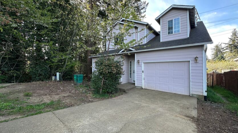 13726 SE Reedway Street - Portland - Oregon - 3 bed, 2.5 bath rental property