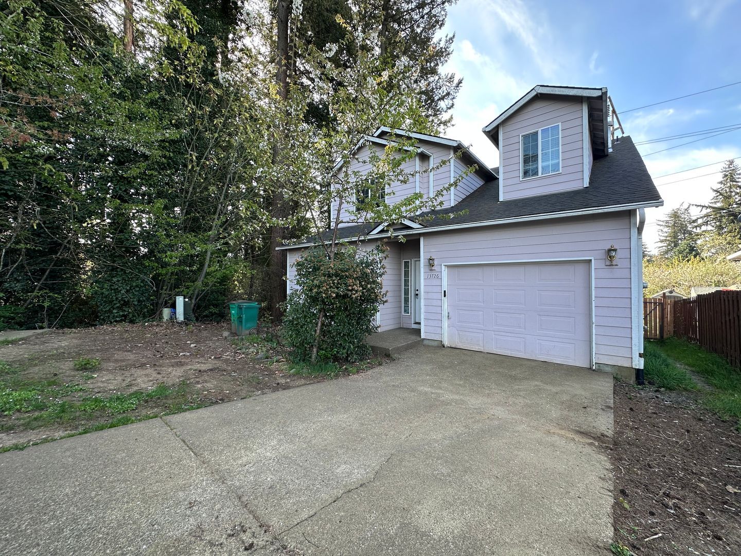 13726 SE Reedway Street - Portland - Oregon - 3 bed, 2.5 bath rental property