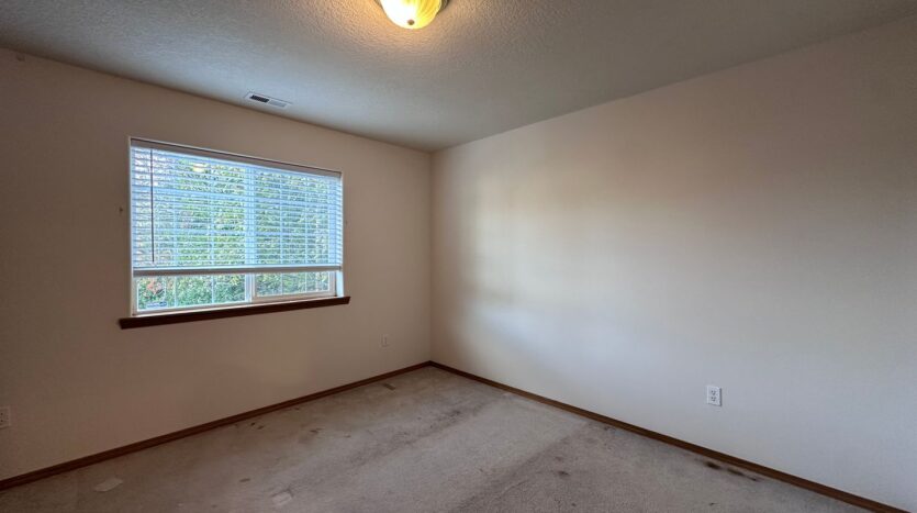 13726 SE Reedway Street - Portland - Oregon - 3 bed, 2.5 bath rental property