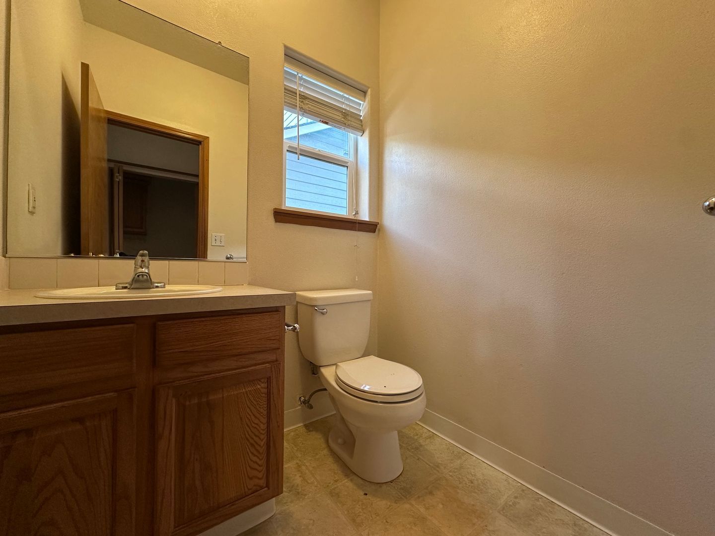 13726 SE Reedway Street - Portland - Oregon - 3 bed, 2.5 bath rental property