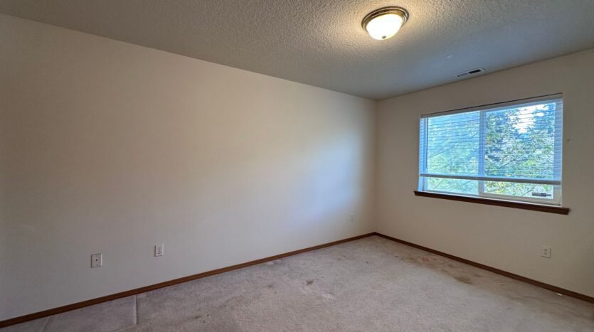13726 SE Reedway Street - Portland - Oregon - 3 bed, 2.5 bath rental property