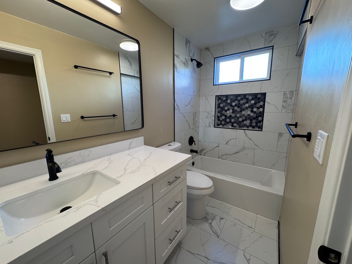 1403 Hermes Ave - Encinitas - California - 2 bed, 1 bath rental property