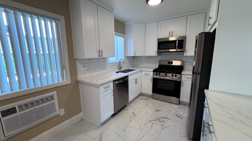 1403 Hermes Ave - Encinitas - California - 2 bed, 1 bath rental property