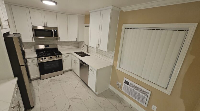 1403 Hermes Ave - Encinitas - California - 2 bed, 1 bath rental property