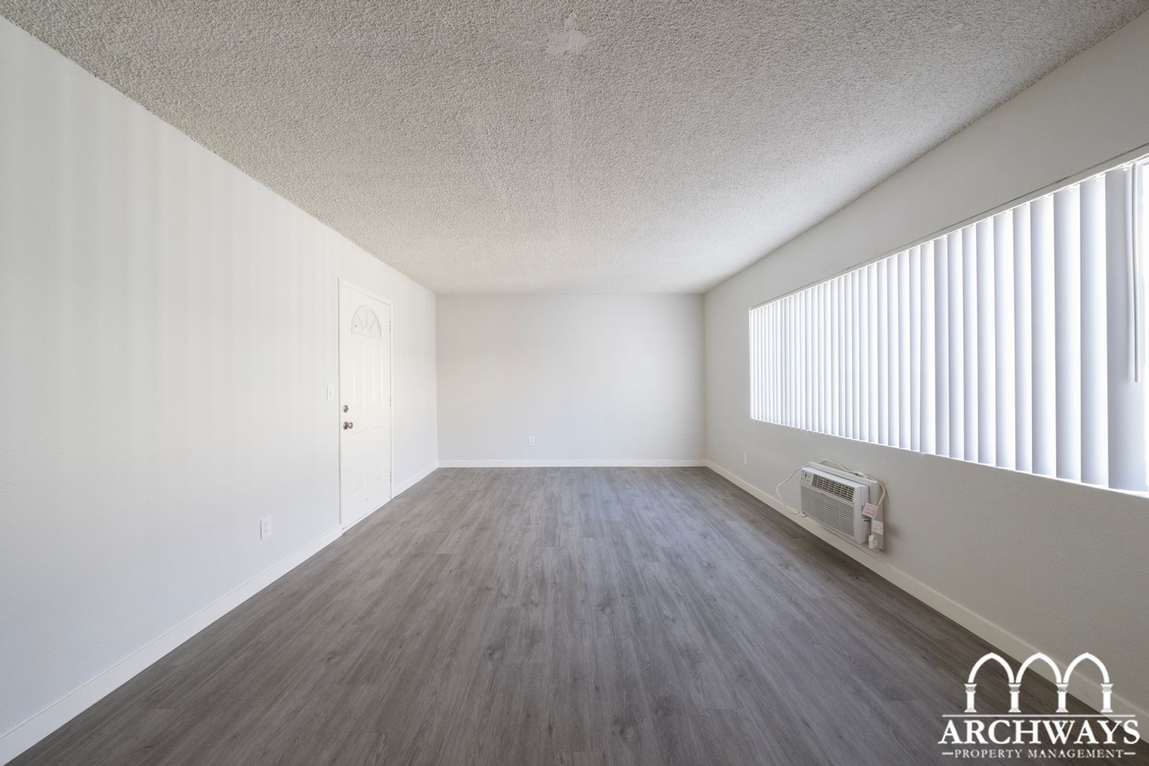 14845 Erwin Street - Los Angeles - California - 1 bed, 1 bath rental property