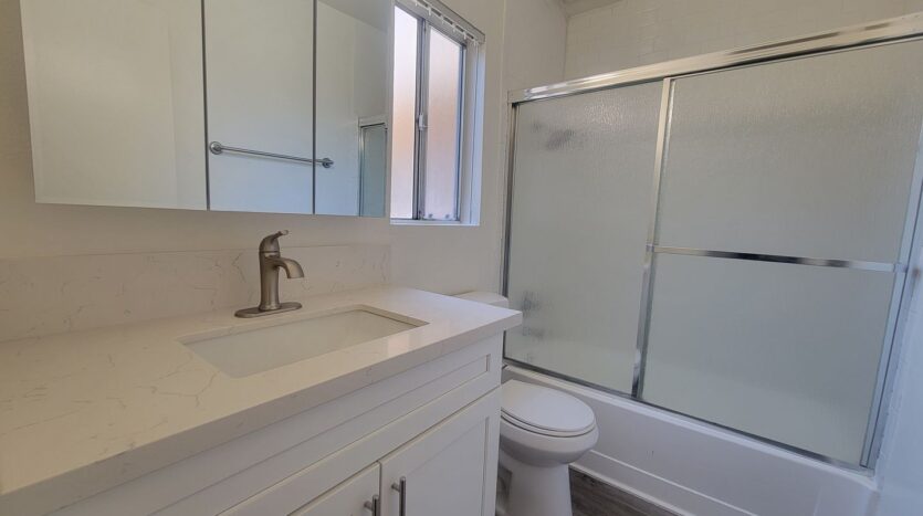 14845 Erwin Street - Los Angeles - California - 1 bed, 1 bath rental property