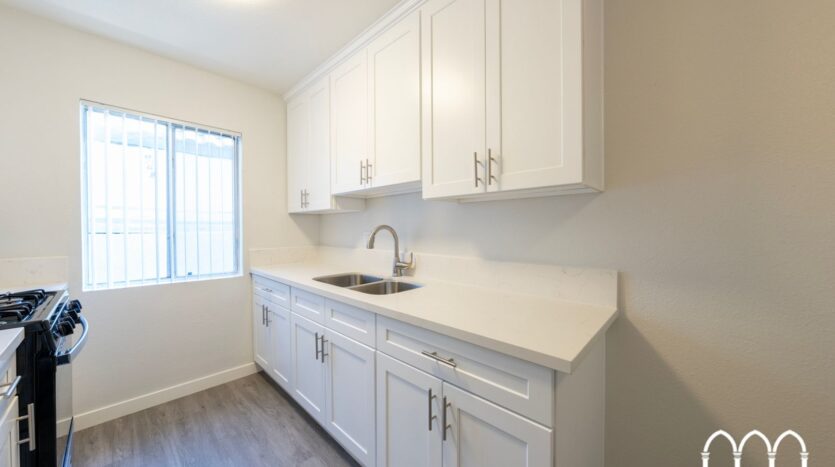 14845 Erwin Street - Los Angeles - California - 1 bed, 1 bath rental property