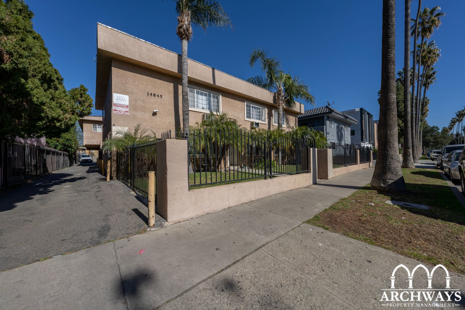 14845 Erwin Street - Los Angeles - California - 1 bed, 1 bath rental property