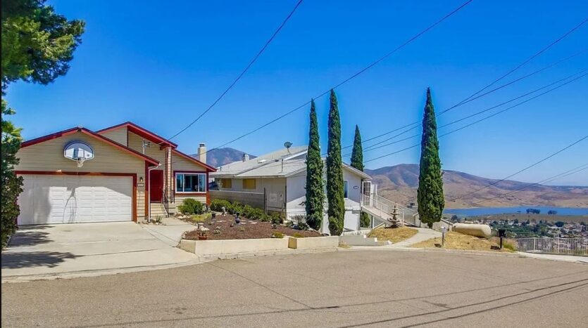 1503 Maria Ave  - Spring Valley - California - 3 bed, 2 bath rental property