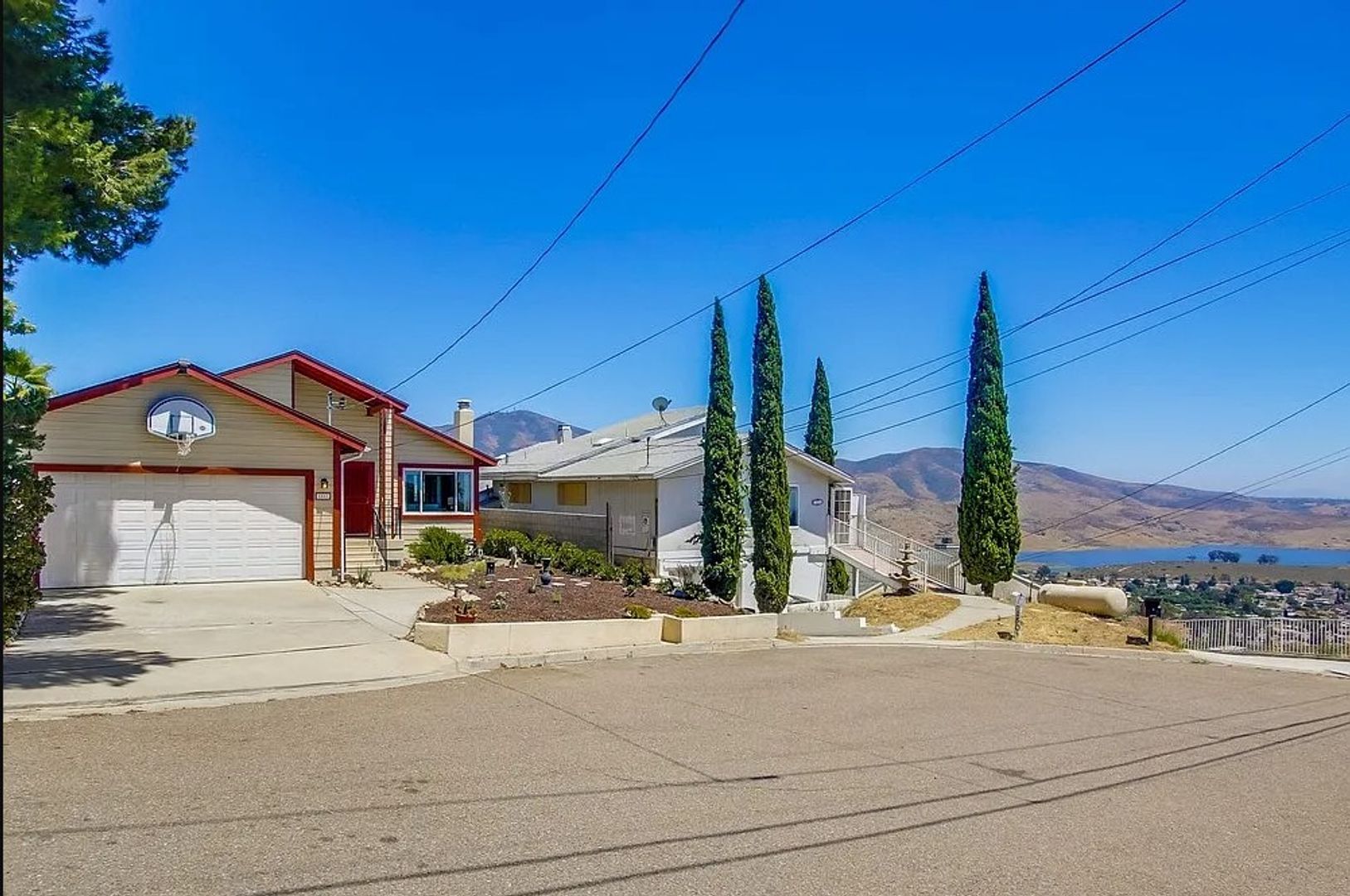 1503 Maria Ave  - Spring Valley - California - 3 bed, 2 bath rental property