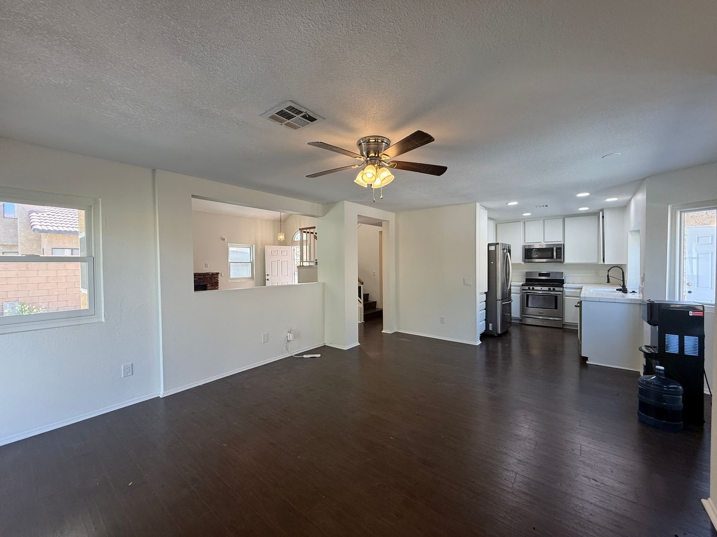 1521 E. Kildare St. - Lancaster - California - 3 bed, 2.5 bath rental property