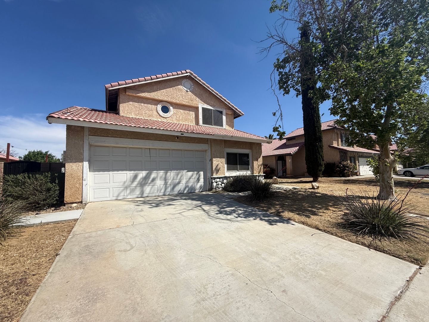 1521 E. Kildare St. - Lancaster - California - 3 bed, 2.5 bath rental property