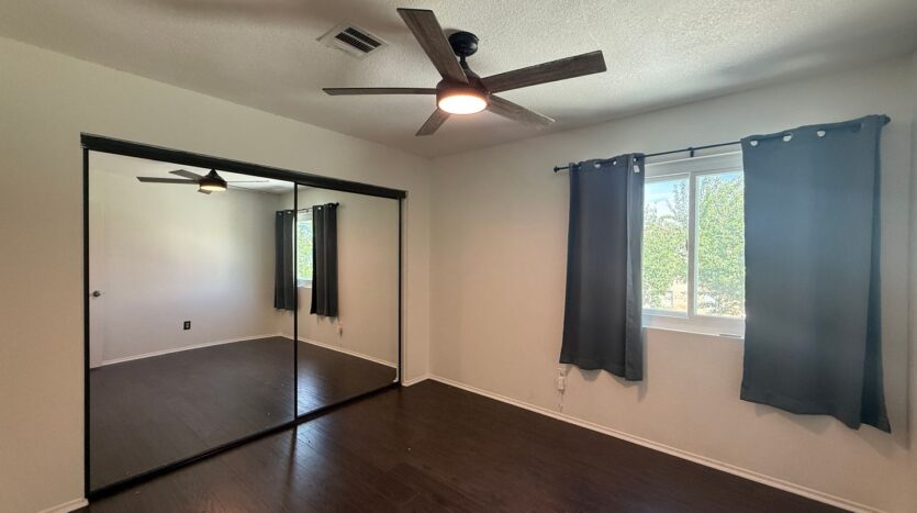 1521 E. Kildare St. - Lancaster - California - 3 bed, 2.5 bath rental property